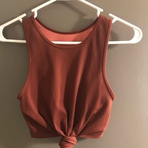 Gap knot front ribbed crop top